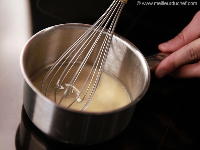 Faire un roux blanc