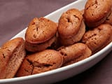 Financier pralin&eacute;