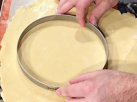 Fonçage parfait d'un cercle à tarte - 16