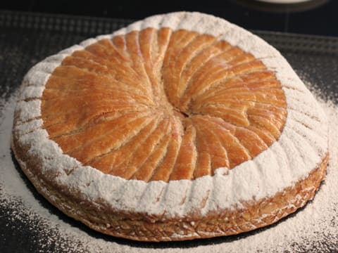 Galette des rois au caramel et aux pommes - 54