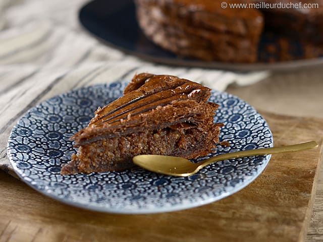 Galette feuilletée, crème noisette & praliné