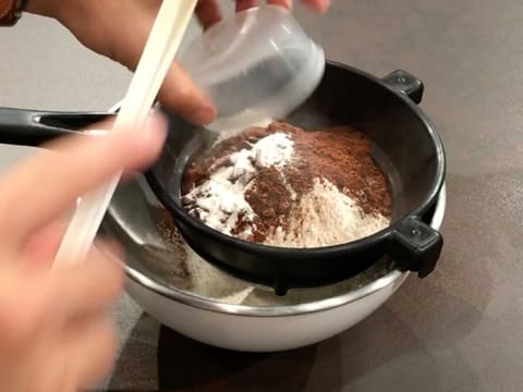 Gâteau d'anniversaire au chocolat - 2