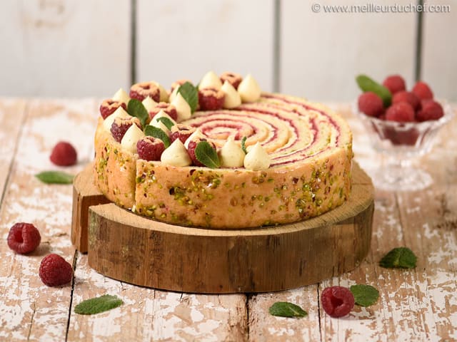 Gâteau roulé vanille framboise