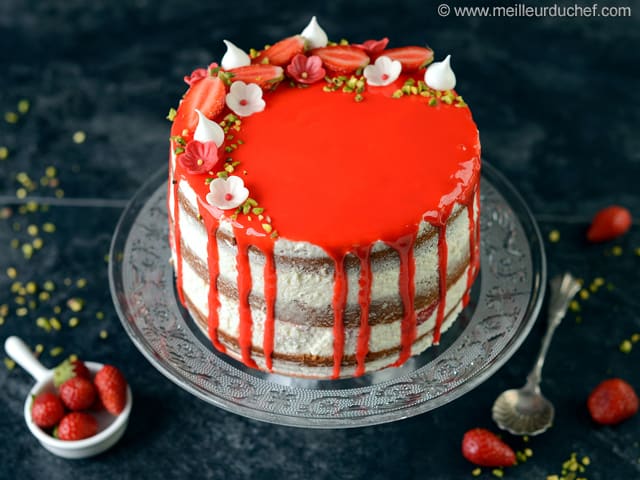 Layer cake aux fraises