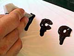 Faire des lettres en chocolat