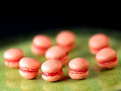 Mini-macarons à la fraise