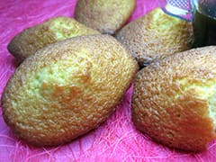 Madeleines à la pistache