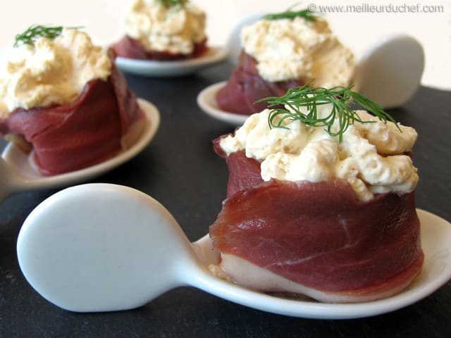 Magret de canard fumé au mousseux de foie gras