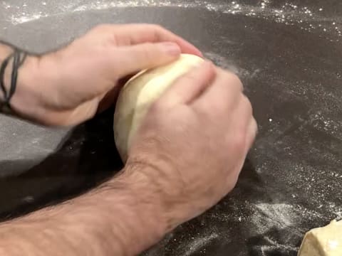 Mise en boule de la pâte