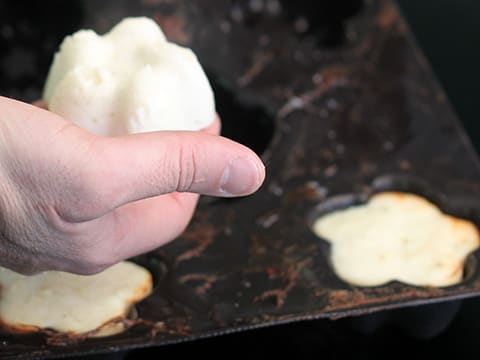 Mousseline de cabillaud aux deux purées et crème d'asperges - 56