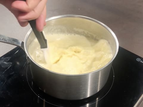 Omelette norvégienne vanille/cassis - 35