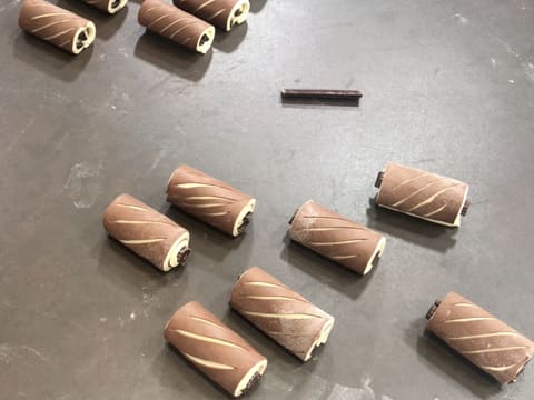 Pain au chocolat bicolore cacao - 93