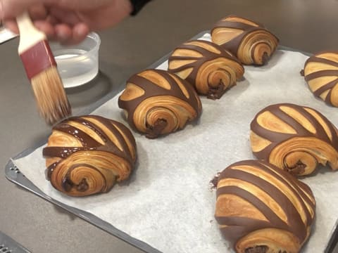 Pain au chocolat bicolore cacao - 98