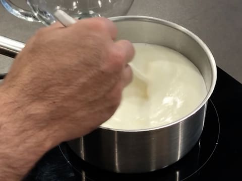 Pâte à choux (base eau / lait) - 3