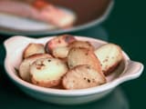 Pommes de terre nouvelles au romarin et &agrave; l'ail