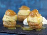 Profiteroles de fruit de la passion, coulis fruits exotiques