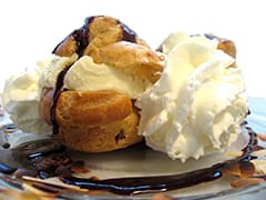 Profiteroles au chocolat