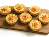 Mini-quiches au saumon fum&eacute;