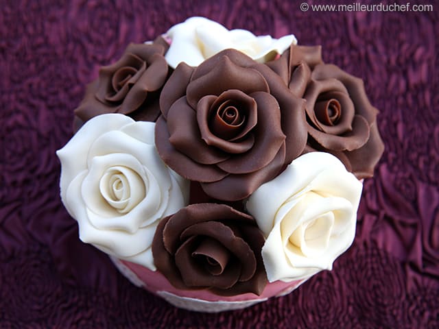 Rose en chocolat plastique