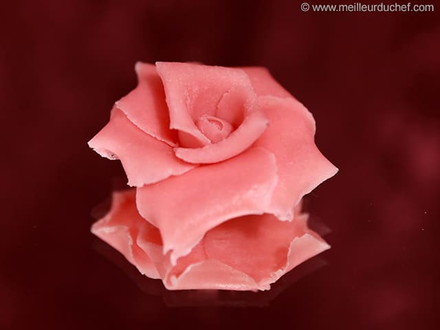 Rose en Pâte d'amande