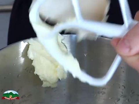 Sablé de boudin laqué au Pika Berdea et petits légumes glacés - 11