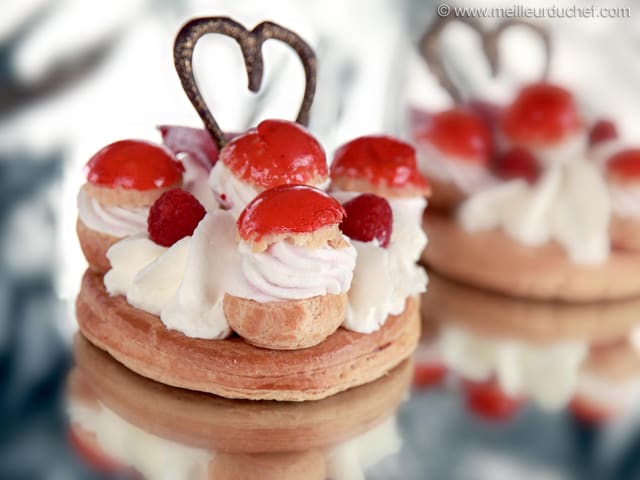 Saint-Honoré à la chantilly de framboises