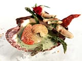 Coquille Saint-Jacques et couteau en cro&ucirc;te de wasabi