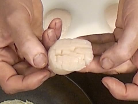 La Saint-Jacques en coquille végétale, rôtie au beurre mousseux et jus truffé - 39