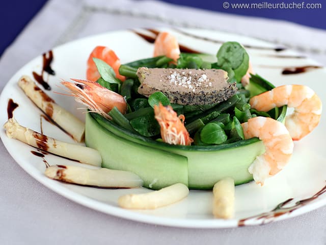 Salade au foie gras et aux crevettes