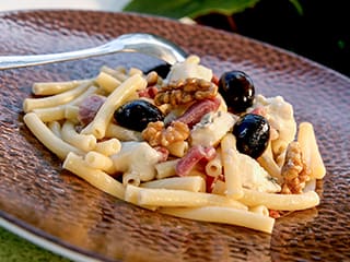 Salade de macaroni au gorgonzola