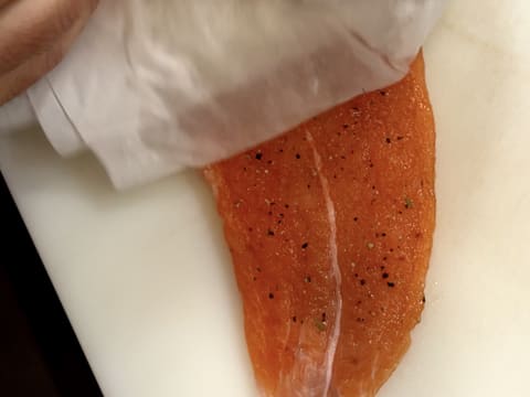 Saucisson de saumon en brioche - 56