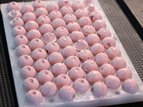 Sucettes de guimauve à la framboise, enrobées de chocolat - 33