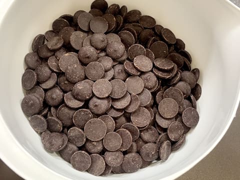 Tablette de chocolat noir fourrée à la pistache - 14