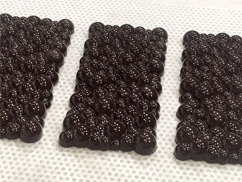 Tablette de chocolat noir fourrée à la pistache - 51