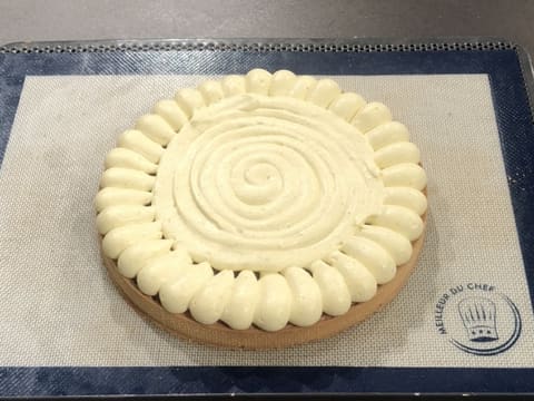 Tarte à la fraise sur son moelleux noisette - 103