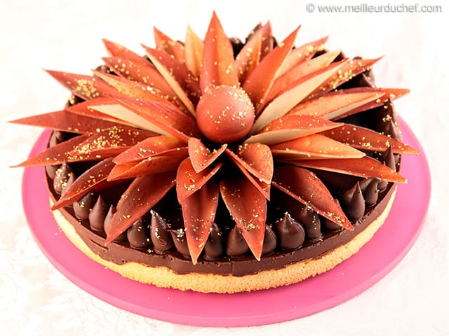 Tarte au chocolat comme un bouquet