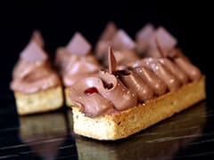 Tarte au chocolat Alunga™ et griottes, en parts individuelles