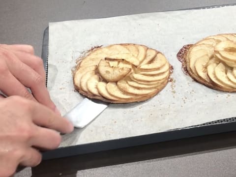 Tarte fine aux pommes caramélisées - 15