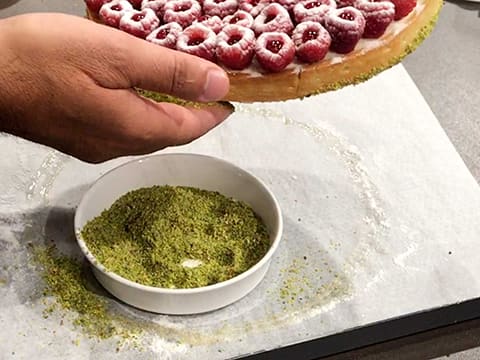 Tarte framboise à la crème de pistache - 83