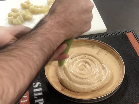 Pâte à moelleux sur fond de tarte