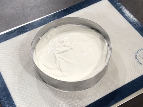 Mousse mascarpone dans cercle