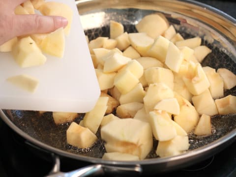 Tartelette aux pommes façon spéculoos et dôme en chocolat - 17