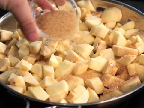 Tartelette aux pommes façon spéculoos et dôme en chocolat - 18