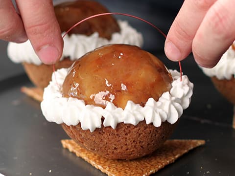 Tartelette aux pommes façon spéculoos et crémeux de marrons - 85