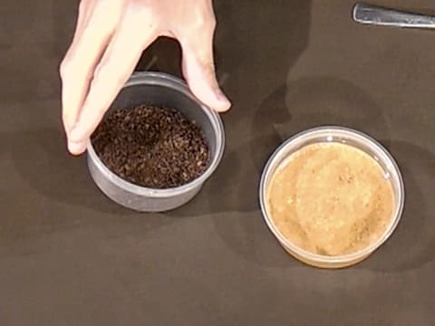 Tarte soufflé chocolat Guanaja 70%, praliné café - 50