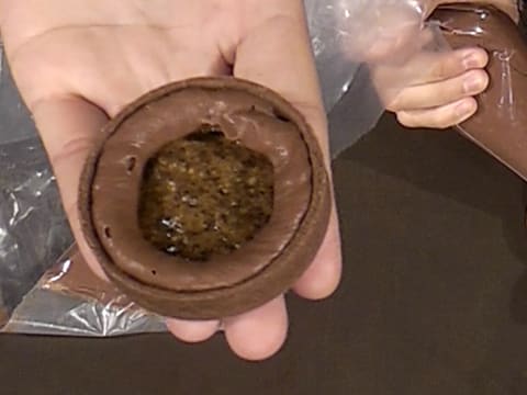 Tarte soufflé chocolat Guanaja 70%, praliné café - 77
