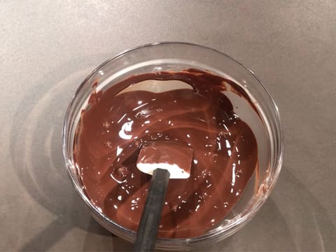 Chocolat noir fondu