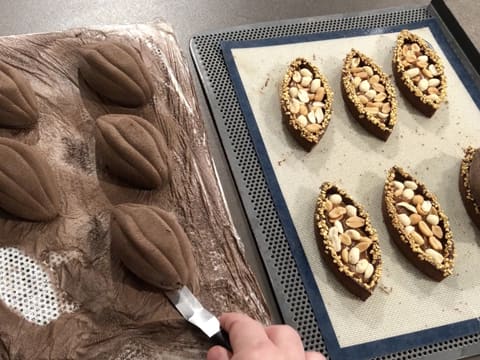 Tartelette cabosse, chocolat, caramel et cacahuètes - 162