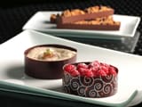 Tartelettes en d&eacute;clinaison chocolat/framboise et chocolat/cr&egrave;me de marron