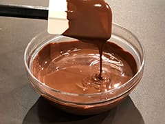 Tempérage du chocolat de couverture lait (méthode traditionnelle)